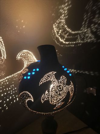Picture of Māori Turtles with Waves and gems